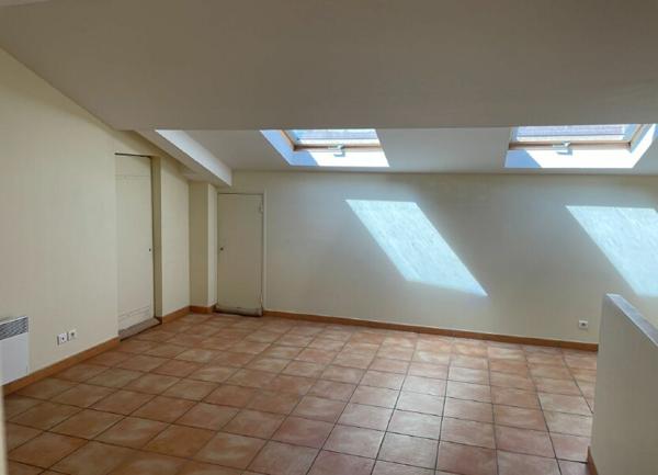 Appartement à vendre    3 pièces •  Ollioules