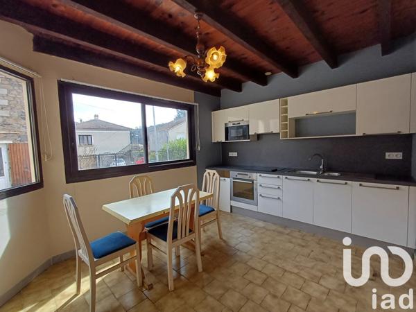 Maison 3 pièces de 57 m² à Pont-de-Labeaume (07380)