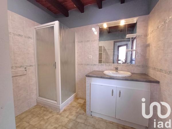 Maison 3 pièces de 57 m² à Pont-de-Labeaume (07380)