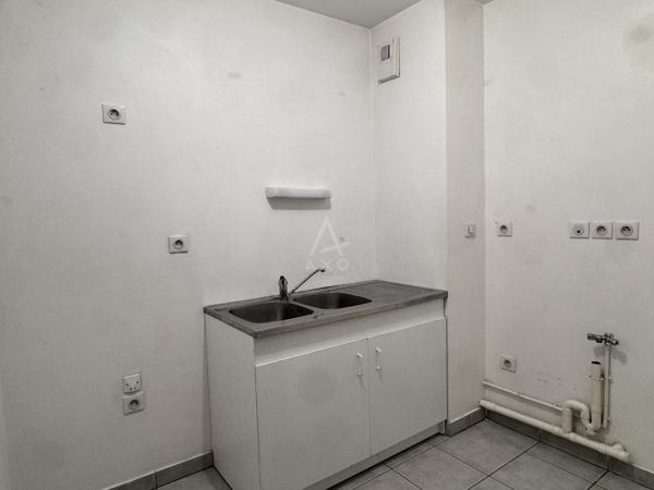 La Rochelle - Appartement T2 avec balcon et parking