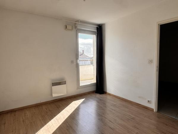 La Rochelle - Appartement T2 avec balcon et parking