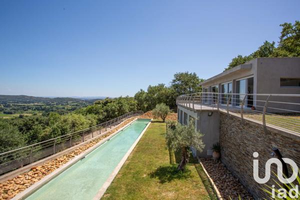 House for sale 6 rooms 196 m² Rochefort-du-Gard