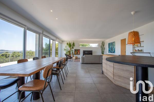 House for sale 6 rooms 196 m² Rochefort-du-Gard