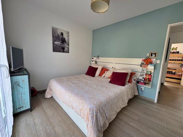 Vente                                                      Maison
                        
                     3 pièces                      72 m2                     à Anet