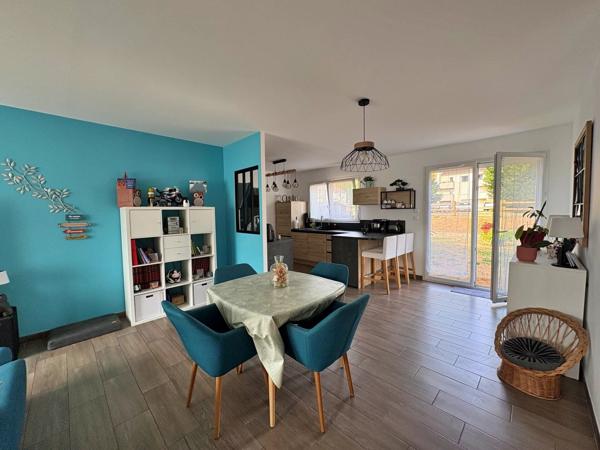 Vente                                                      Maison
                        
                     3 pièces                      72 m2                     à Anet