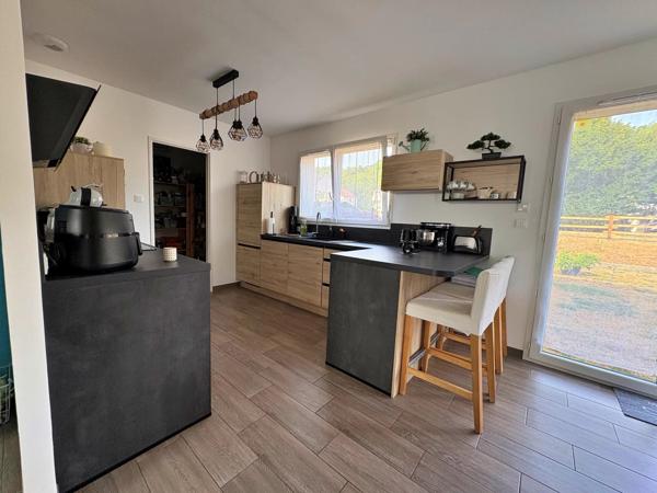 Vente                                                      Maison
                        
                     3 pièces                      72 m2                     à Anet