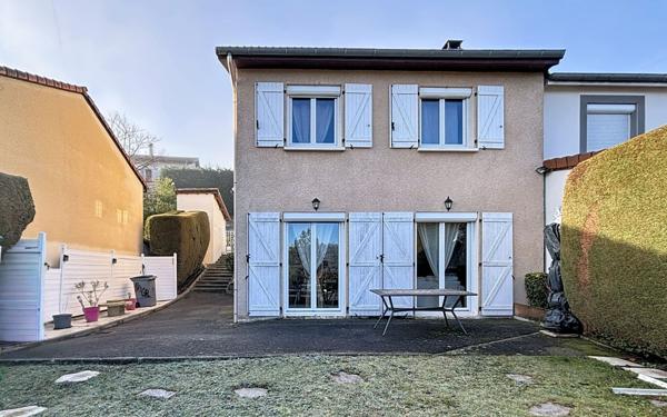 Maison à vendre    4 pièces •  Saint-Étienne