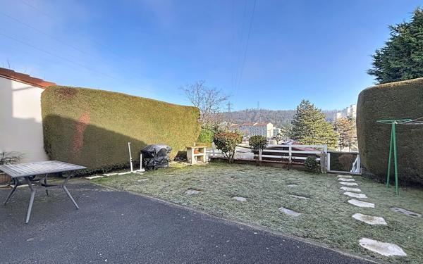 Maison à vendre    4 pièces •  Saint-Étienne