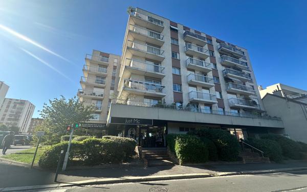 Appartement à vendre    4 pièces • 72,11 m2 Villemomble