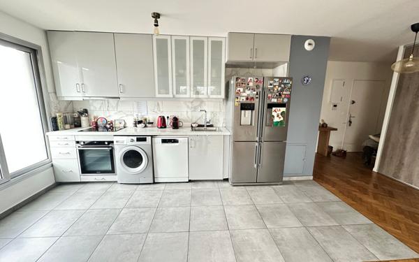 Appartement à vendre    4 pièces • 72,11 m2 Villemomble
