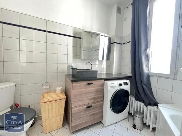 Appartement à louer 2 pièces 42.96m² Paris 18e Arrondissement (75018)