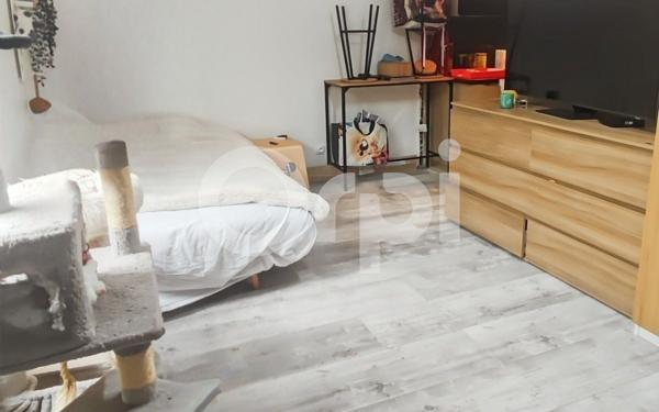 Appartement à louer    1 pièce •  Longperrier