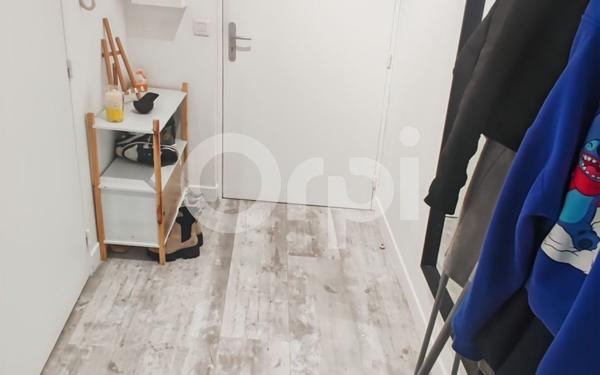 Appartement à louer    1 pièce •  Longperrier