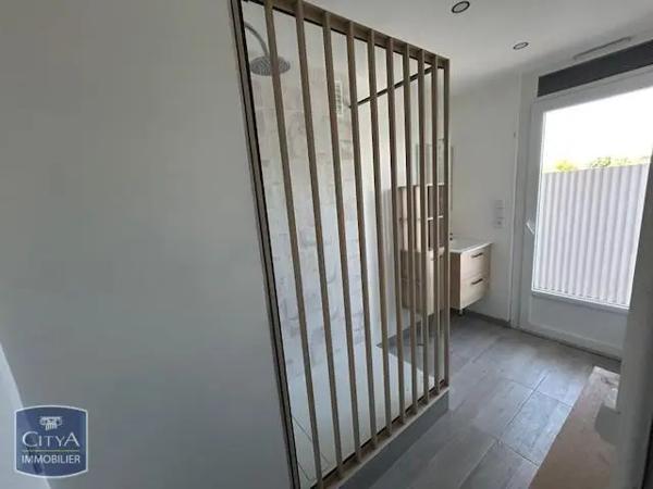 Appartement à louer 4 pièces 81.73m² Béziers (34500)