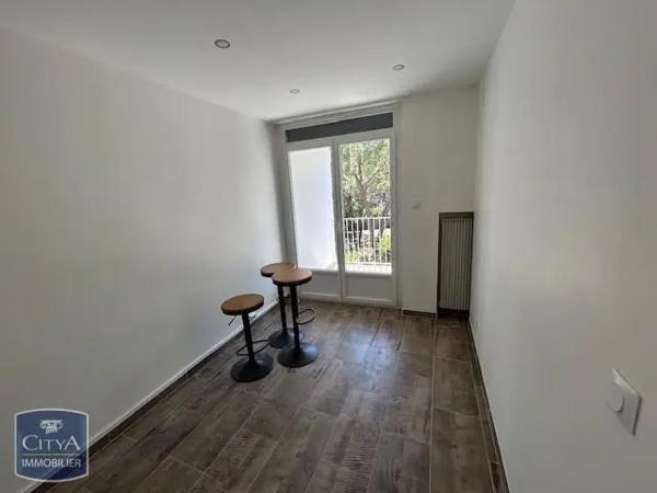 Appartement à louer 4 pièces 81.73m² Béziers (34500)