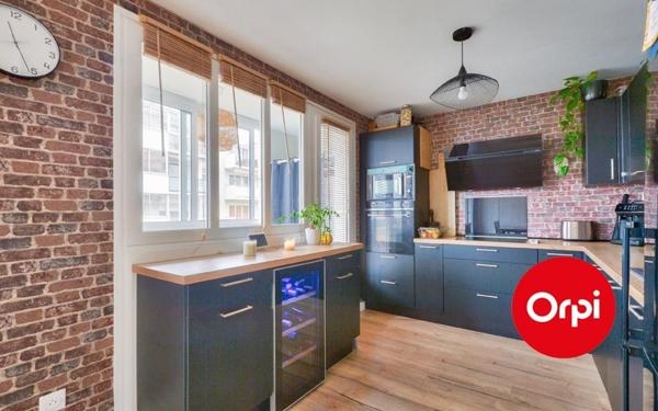 Appartement à vendre    4 pièces • 81,14 m2 Saint-Priest