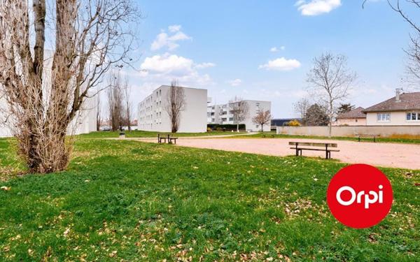 Appartement à vendre    4 pièces • 81,14 m2 Saint-Priest