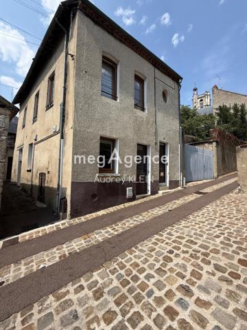 Immeuble à JOIGNY, 89300 - 115m²