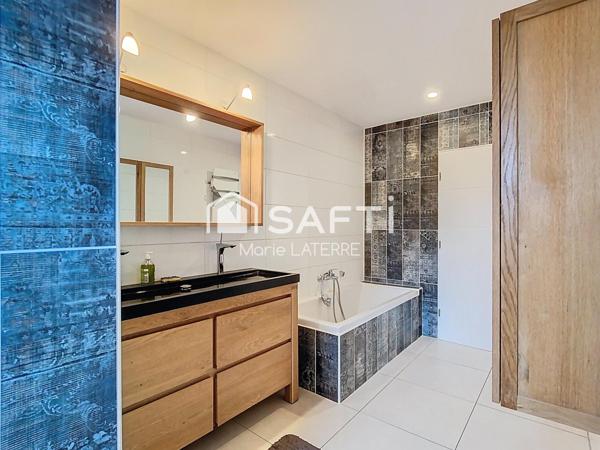 Superbe maison familiale proche des sites Airbus de de la future station de métro