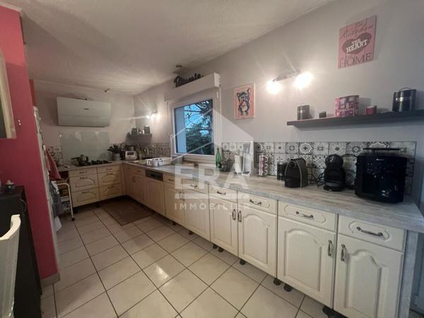 SUPERBE PROPRIETE 2 MAISONS  HANGAR PISCINE GARAGES TERRAIN 3756 M² PROCHE  HERICOURT