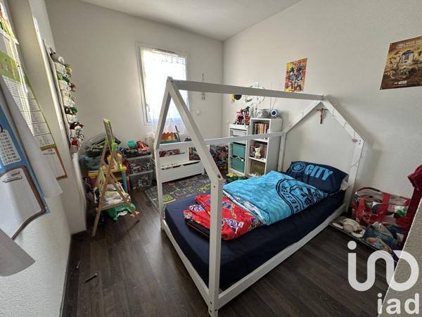 Appartement 3 pièces de 61 m² à Ambarès-et-Lagrave (33440)