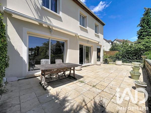 Maison à vendre 7 pièces 194,48 m² Osny