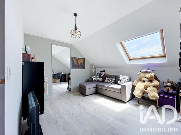 Maison à vendre 7 pièces 194,48 m² Osny