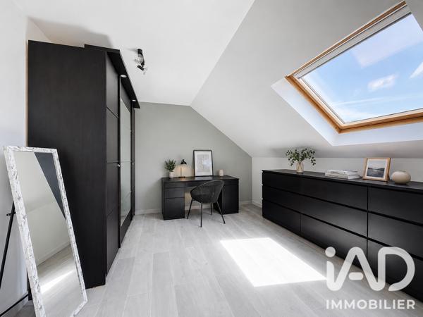 Maison à vendre 7 pièces 194,48 m² Osny