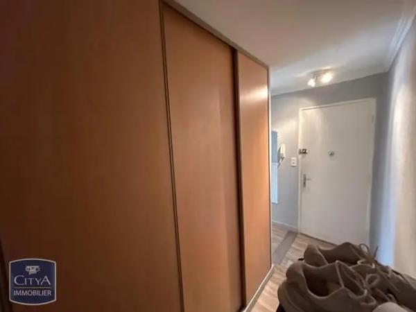 Appartement à louer 2 pièces 61.7m² Firminy (42700)