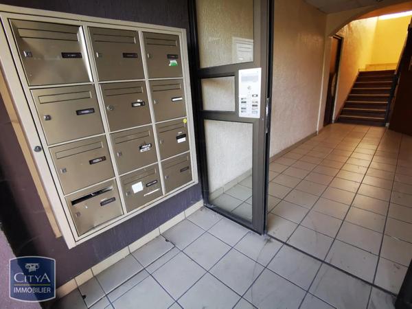 Appartement à louer 2 pièces 61.7m² Firminy (42700)