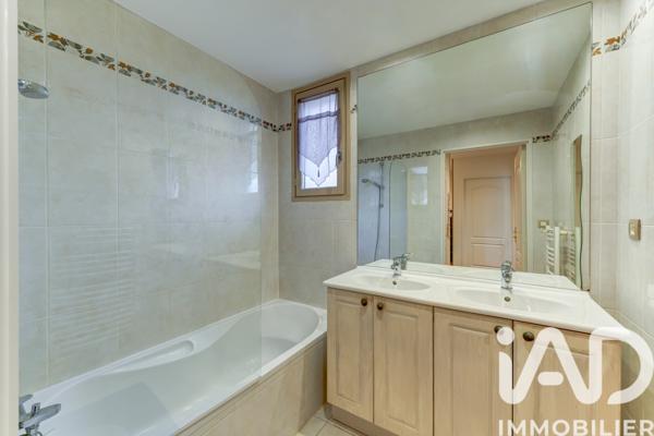 Appartement à vendre 4 pièces 95,66 m² Caluire-et-Cuire