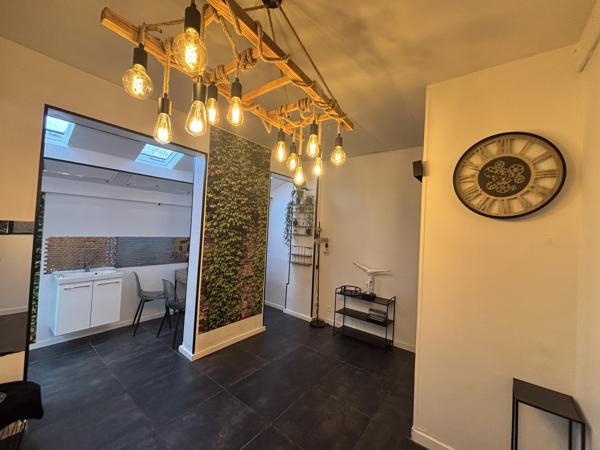 Immeuble
        
        - 143 m² 590 000 €*