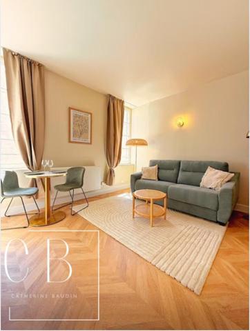 Studio  rénové 21m2 Marché de La Rochelle