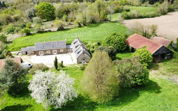 Maison à vendre    5 pièces • 196,35 m2 Plestin-les-Grèves