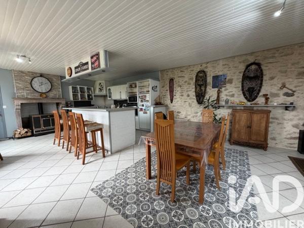 Maison à vendre 7 pièces 224 m² La Chapelle-Saint-Laurent