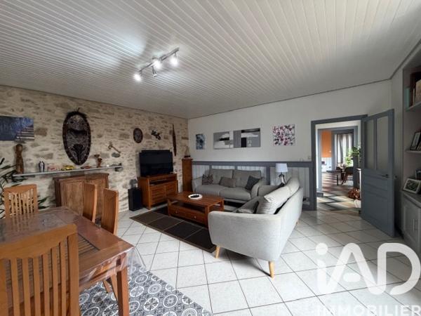 Maison à vendre 7 pièces 224 m² La Chapelle-Saint-Laurent