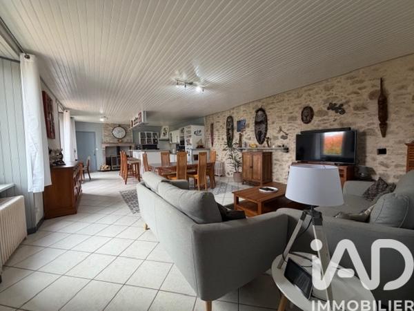 Maison à vendre 7 pièces 224 m² La Chapelle-Saint-Laurent