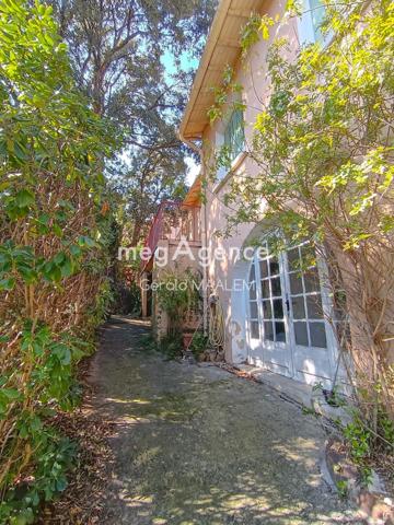 Maison à COGOLIN, 83310 - 5 pièces 107m²