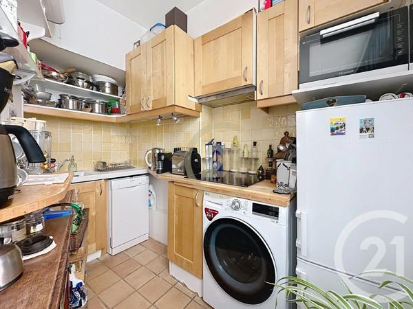 Appartement F3 à vendre  3 pièces - 63,84 m 2   VERSAILLES  - 78