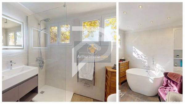 Vente                                                      Maison
                        
                     8 pièces                      250 m2                     à Marly-le-Roi