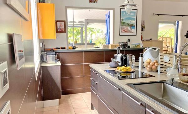 TRES BELLE VILLA AU FRANCOIS