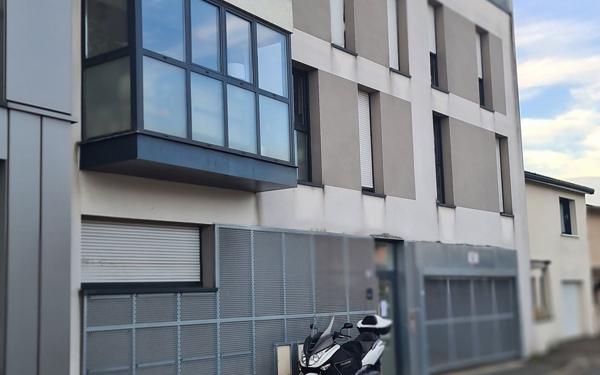 Appartement à louer    3 pièces •  Bègles