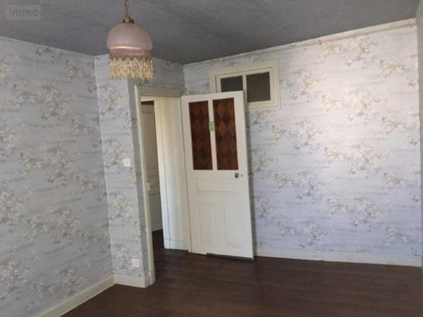 Maison à vendre à Coren dans le Cantal (15100), ref : 044/1059