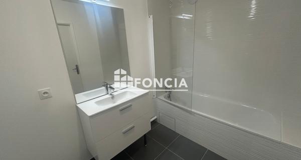 Location Appartement 3 pièces 66.32 m² - Provins 77160