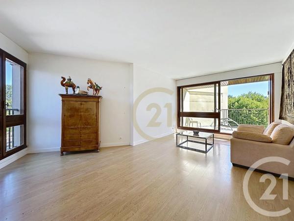 Appartement F3 à vendre  3 pièces - 77,46 m 2   LE CHESNAY  - 78