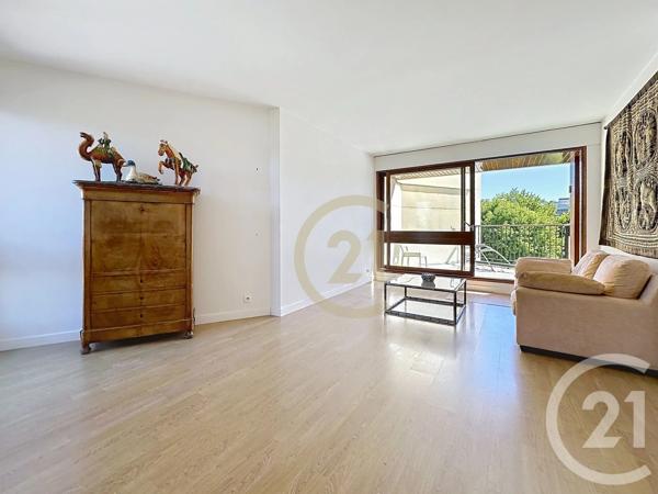 Appartement F3 à vendre  3 pièces - 77,46 m 2   LE CHESNAY  - 78