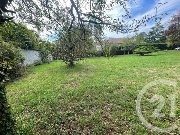 Terrain à vendre  800 m2 VERNAISON - 69