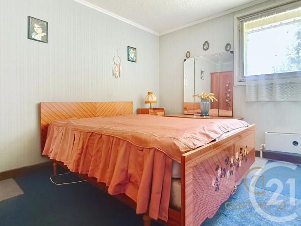 Appartement F5 à vendre  4 pièces - 92,84 m 2   TORCY  - 77