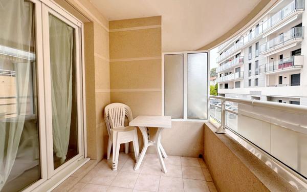 Appartement à vendre    2 pièces • 35,89 m2 Cannes