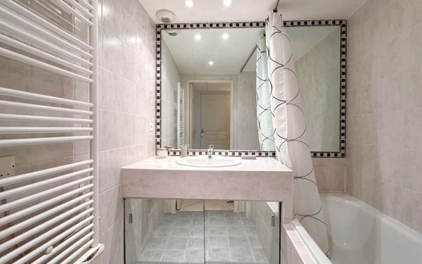 Appartement à vendre    2 pièces • 35,89 m2 Cannes